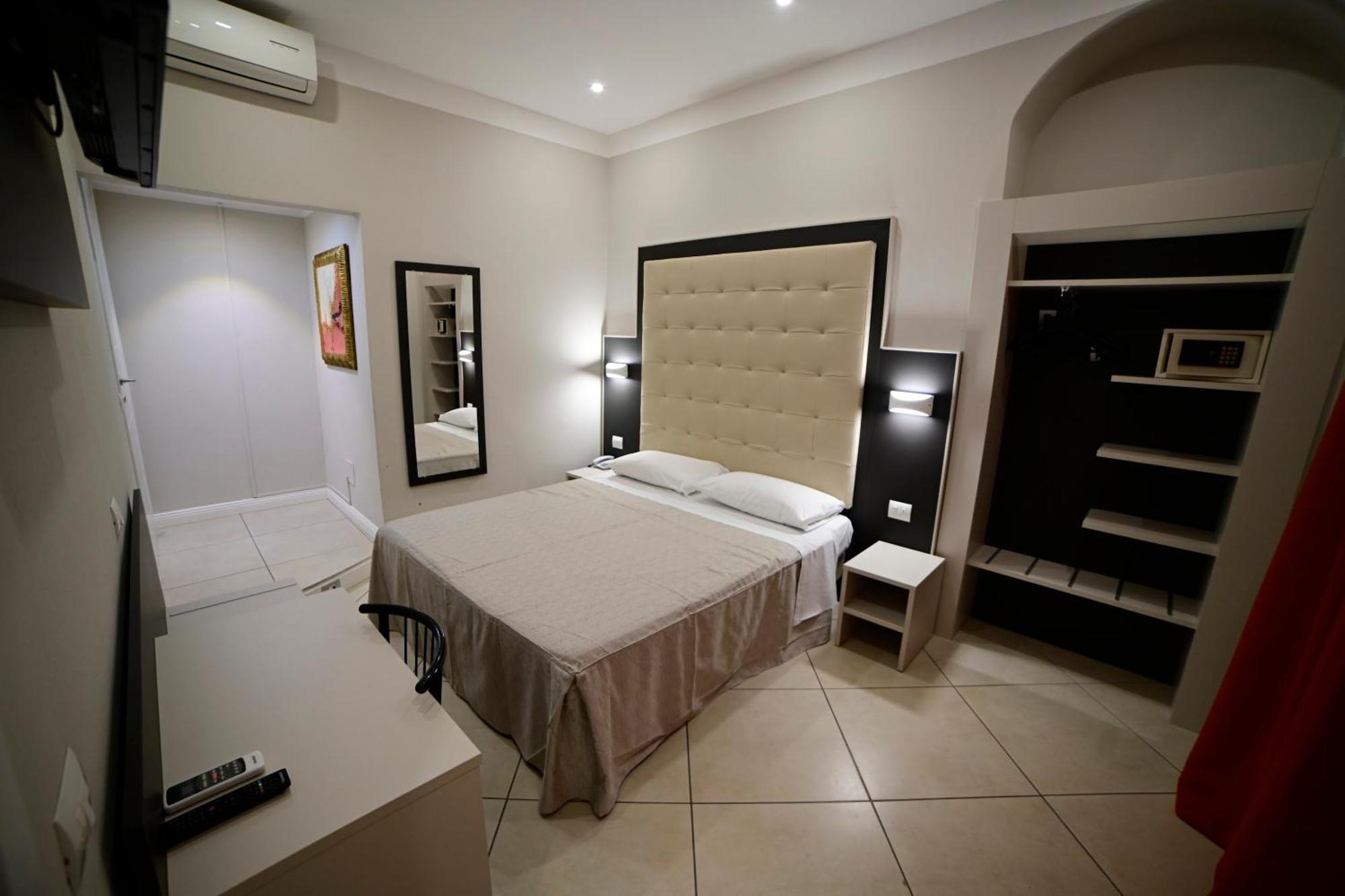 Demo' Hotel Milán