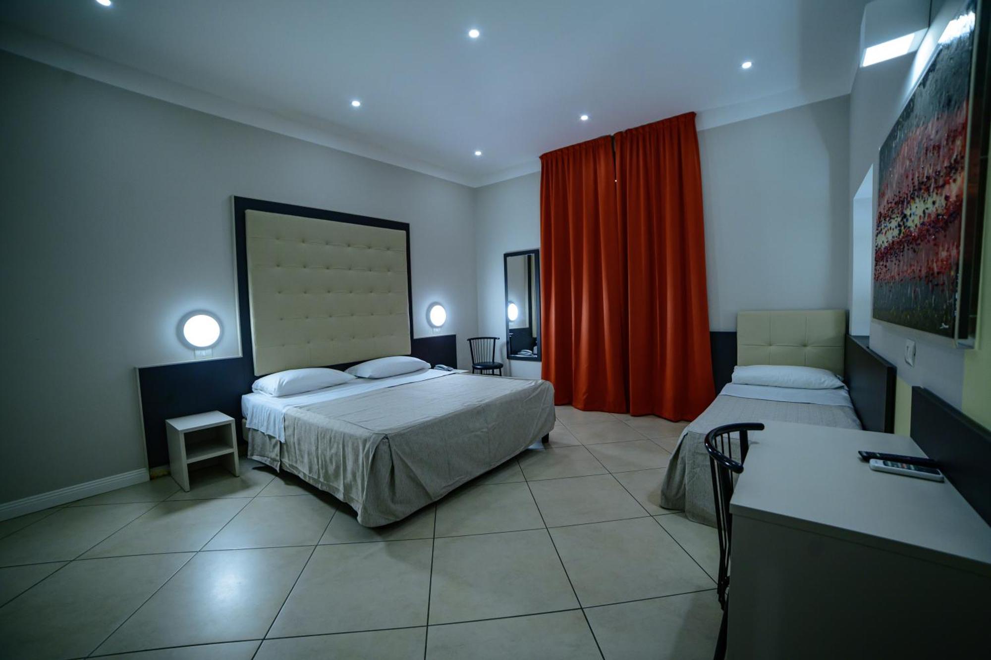 Demo' Hotel Milán